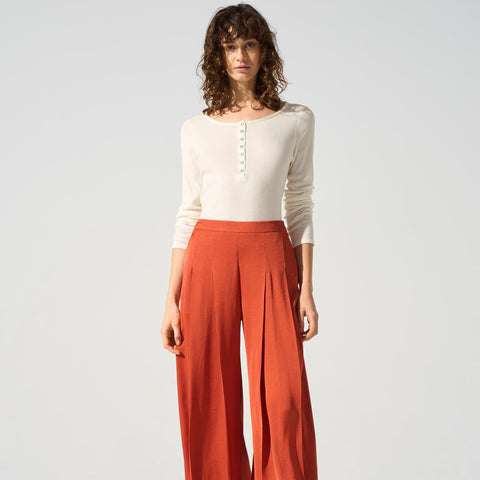 Wide & flowing pants